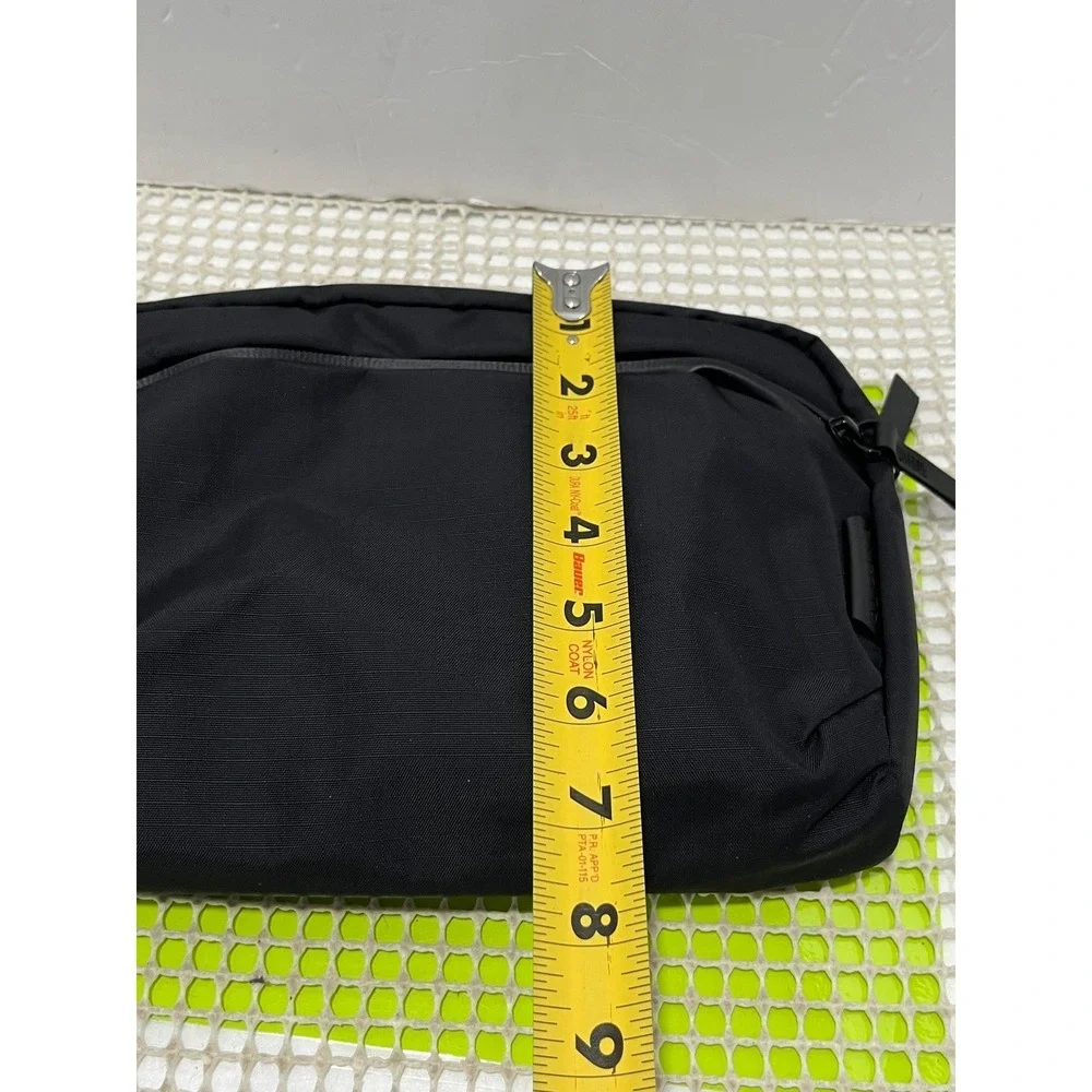 Alpaka Flight Sling Black Axoflux 210D Crossbody Bag Nintendo Switch Travel New